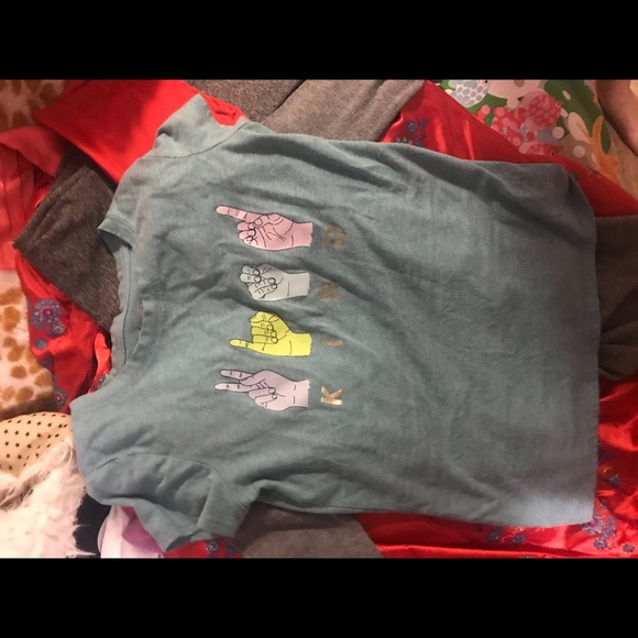 Tops - Picture 8 of 8